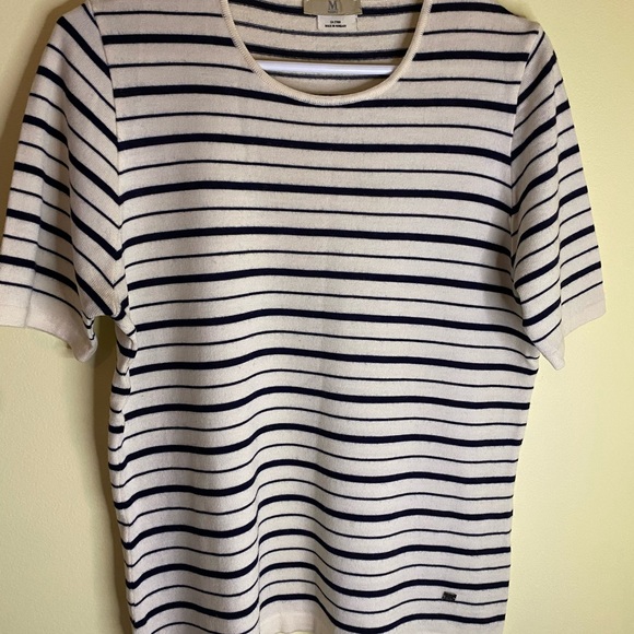 März, short sleeve sweater already been worn, very clean - Picture 1 of 6